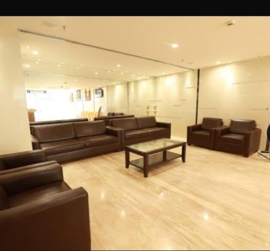 Hotel-S-Park Khammam Екстер'єр фото