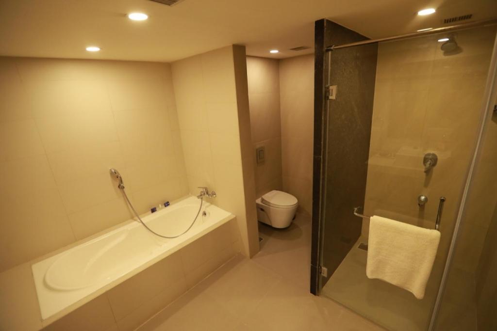 Hotel-S-Park Khammam Екстер'єр фото